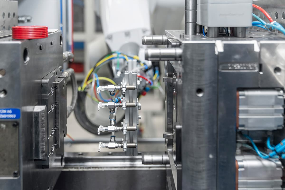 Der Weg zu hochwertigen Spritzgussteilen – Maxnext GmbH führt Sie durch den Prozess