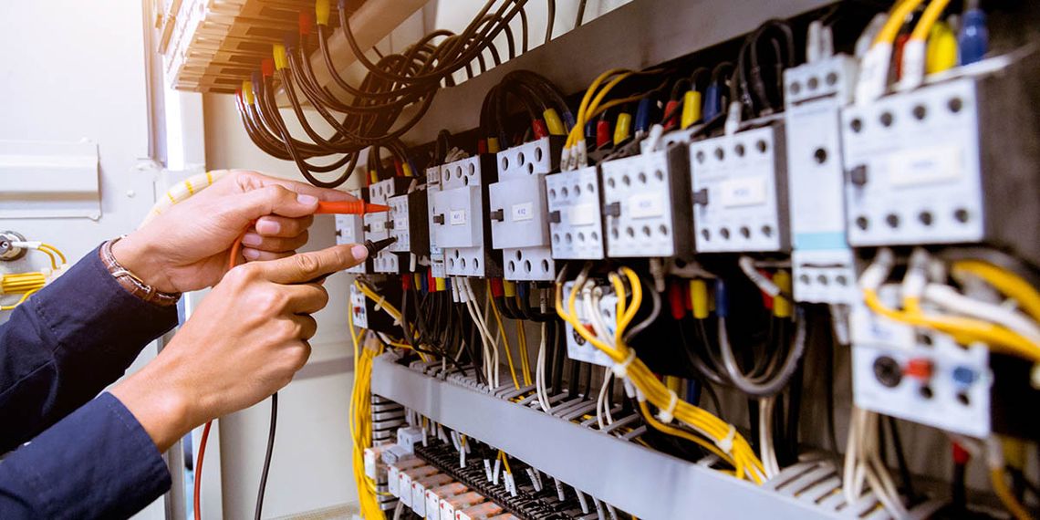 Wie der Elektro Notdienst in der Nähe Ihnen hilft, Stromausfälle zu vermeiden