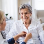 Marketing Pflegedienst: Wie Sie Ihre Pflegeeinrichtung ins Rampenlicht setzen