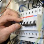So finden Sie den besten Elektriker Notdienst in der Nähe für Ihre Notfälle