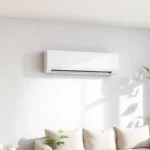 Klima installieren in einem modernen Wohnzimmer mit eleganter Klimaanlage an der Wand.